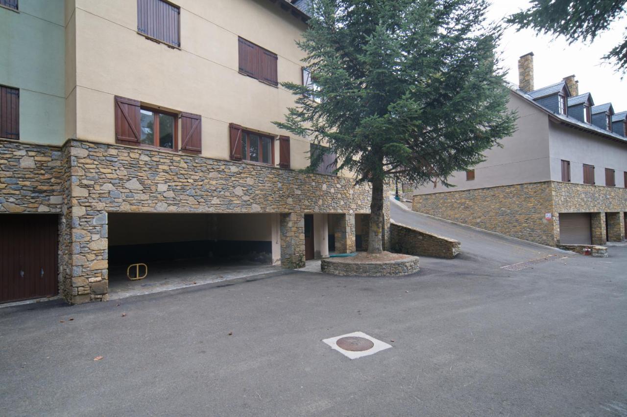 Lebre By Totiaran Apartment Naut Aran Exterior photo